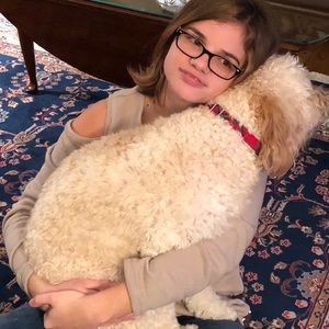 Meet your Posher, Maria